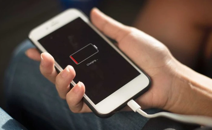 Apple tuyên bố sẽ hoàn tiền cho khách đã thay pin iPhone 6, 6s, SE và 7 với giá 79 USD