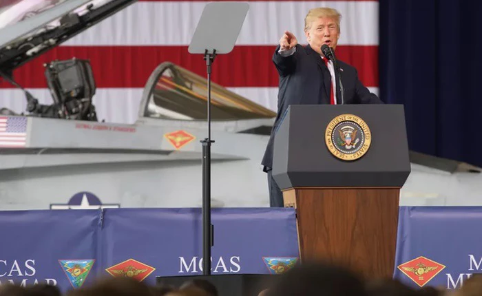 Đưa ra ý tưởng thành lập lực lượng quân sự không gian, Tổng thống Trump bị người dùng Twitter "ném đá"