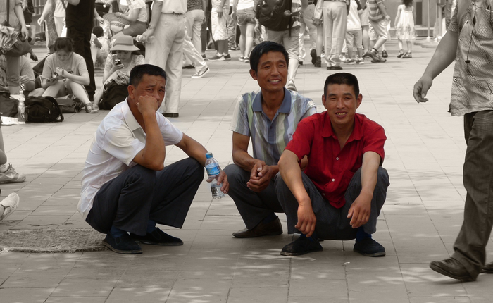 Vì sao ngồi xổm lại là tư thế "đi nặng" lý tưởng nhất?