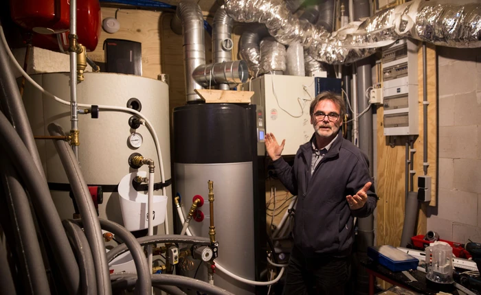 Khám phá lâu đài "đồng nát" ở Hà Lan: Nơi con người tìm kiếm lối sống bền vững từ đồ tái chế