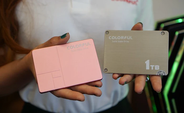 Colorful ra mắt dòng ổ cứng SSD SL300 và SL500 tại thị trường Việt Nam: dung lượng 160-640 GB tốc độ đọc/ghi 500/400 MB/s, có cả phiên bản màu hồng cá tính