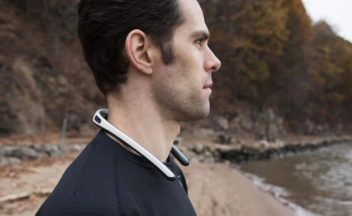 Fitt360 - Chiếc camera có khả năng quay video 360 độ nhưng lại "đội lốt" vòng đeo cổ