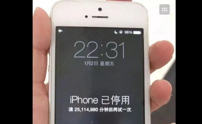 Trung Quốc: iPhone bị khóa 47 năm vì nhập sai mật khẩu quá nhiều lần