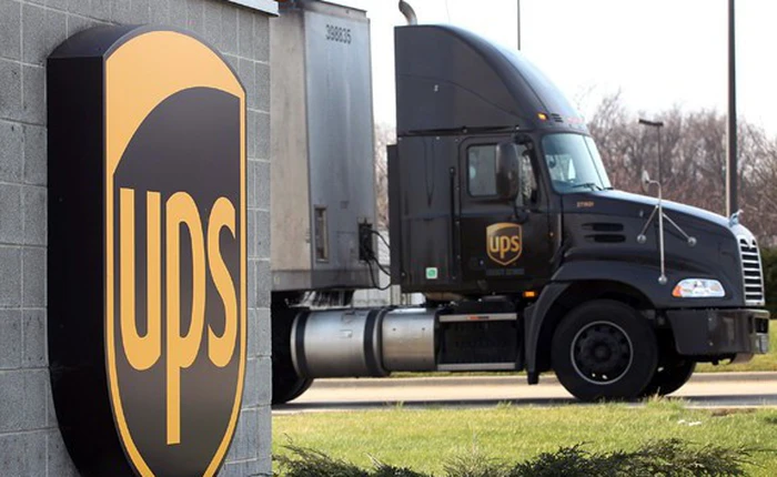 Nghe cách UPS chống chuyển nhầm đồ chỉ bằng tai nghe trị giá 8 USD, dùng dữ liệu để phân tích khi nào nên rửa xe