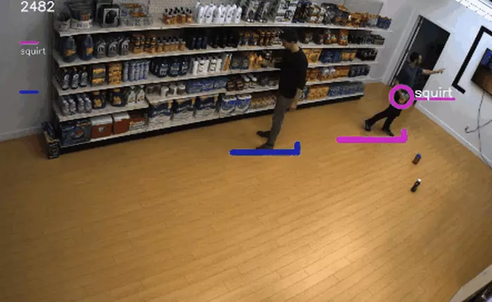 Bạn không thể "nhảy đồ" trong cửa hàng tạp hóa tự động này được đâu!