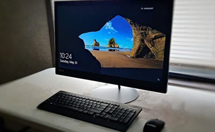 Tự động tải và thay đổi hình nền cho Windows 10 chỉ với 1 cú nhấp chuột một lần và mãi mãi