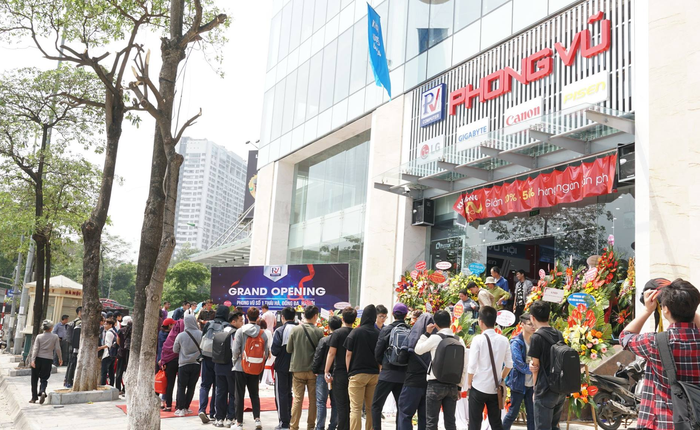 Phong Vũ "Bắc tiến" mang theo tham vọng thống trị mảng bán lẻ máy tính bằng dịch vụ