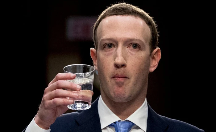 [Video] Xem toàn cảnh Mark Zuckerberg bị "quay" như chong chóng bởi hàng đống câu hỏi từ Nghị viện Mỹ