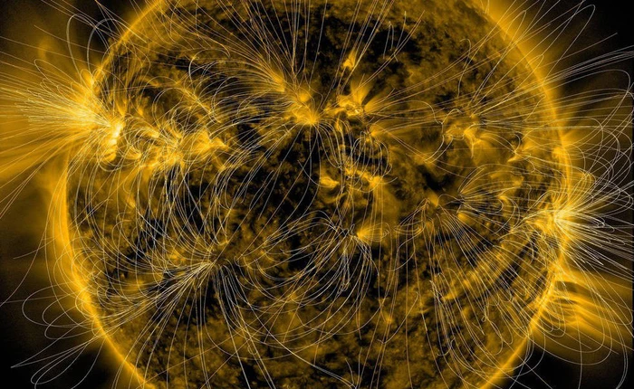 Xuất hiện ba lỗ tròn nhỏ mới trên bề mặt Mặt Trời, tạo ra bão địa từ cấp độ nhẹ hướng tới Trái Đất