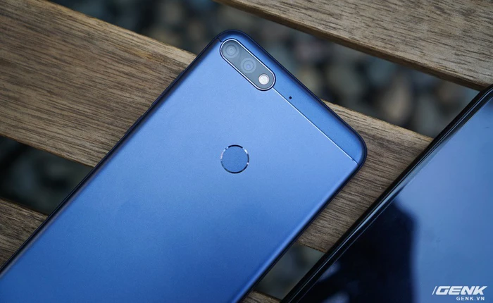 Sau 1 tháng quay trở lại thị trường Việt Nam, Honor tung thêm smartphone tầm trung 7C với camera kép xóa phông, giá 3,59 triệu đồng