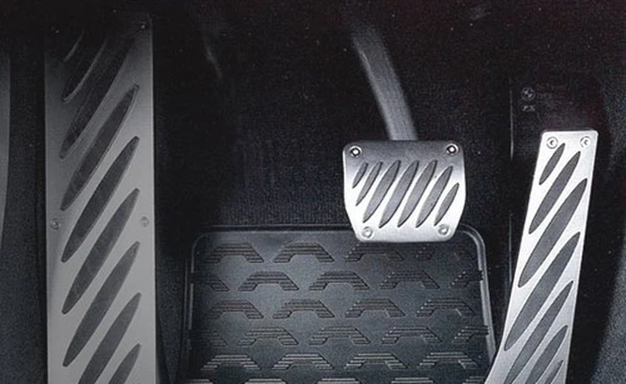 Nếu Tesla chịu lắp thiết bị giá chỉ 4 triệu đồng của Việt Nam thì đã không phải vướng vào những tai nạn hay kiện cáo với khách hàng