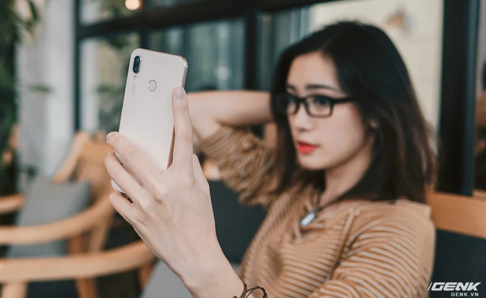 Trên tay Huawei Nova 3e Pink: Chiếc smartphone vừa xinh vừa tài dành riêng cho phái nữ
