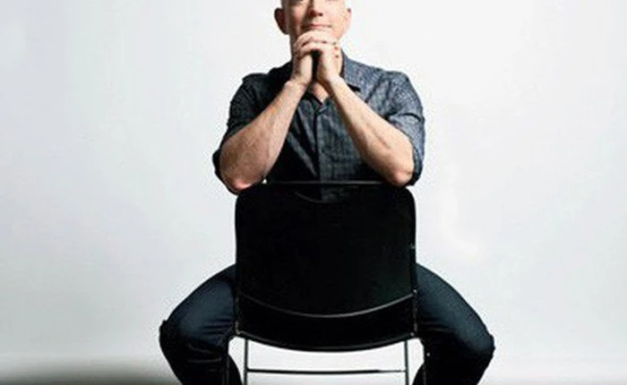 Tại sao trong mọi cuộc họp của Amazon đều có ít nhất một chiếc ghế trống?