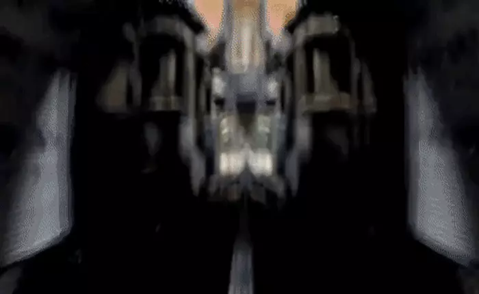 Đoạn video 1 phút 30 giây sẽ cho bạn cảm giác như đang ở hành tinh lạ dù thực tế chỉ đang trong máy cắt gỗ