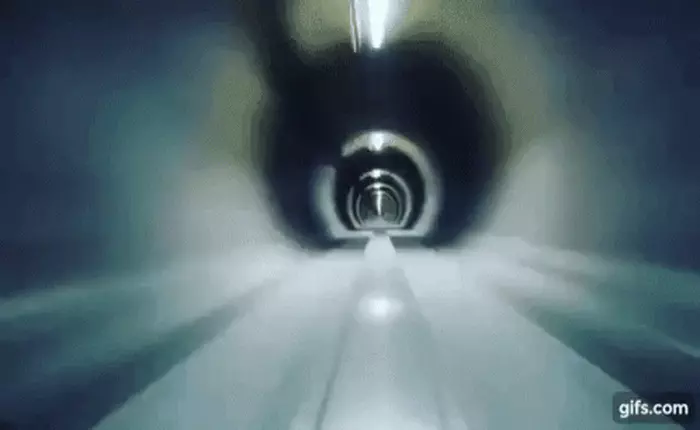 Hệ thống Hyperloop luôn được hứa hẹn là sẽ ra mắt trong "ba năm nữa," nhưng liệu điều này có thành sự thật?