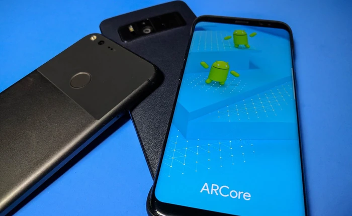 Demo của Google cho thấy các thiết bị iOS và Android sẽ có thể cùng chia sẻ trải nghiệm AR