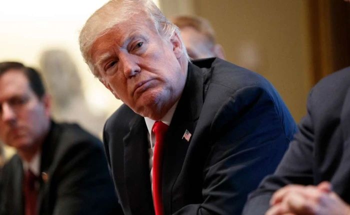 Đây chính là lý do Tổng thống Trump bất ngờ muốn hủy bỏ lệnh trừng phạt và cứu lấy ZTE