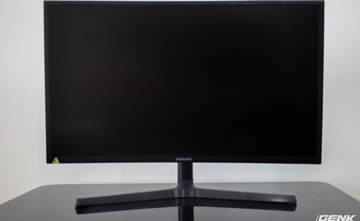Samsung QLED Monitor CFG73 - đẹp trai thanh lịch nhưng chơi game cực đỉnh