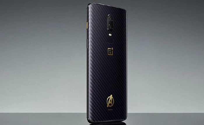 Đây là OnePlus 6 Marvel Avengers Limited Edition, thiết kế ấn tượng, có riêng ốp lưng Iron Man