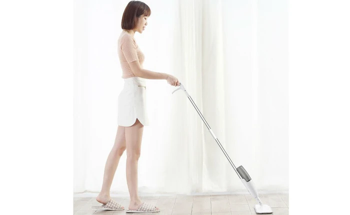 Xiaomi ra mắt Deerma Spray, cây lau sàn siêu nhẹ có vòi phun nước tích hợp, giá chỉ 9 USD