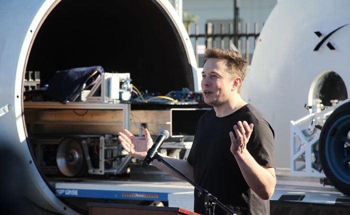 Elon Musk nói về ý tưởng ô tô bay của Uber: Quá ồn ào và gây nguy hiểm cho người đi đường dưới mặt đất