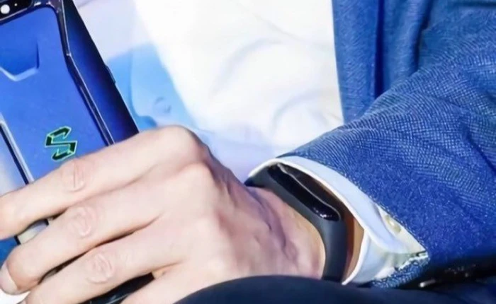 Rò rỉ sách hướng dẫn sử dụng Mi Band 3, thiết kế hơi khác, hỗ trợ nhiều thao tác hơn Mi Band 2