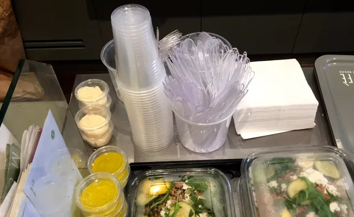 Châu Âu đang lên kế hoạch cấm sản phẩm nhựa dùng một lần