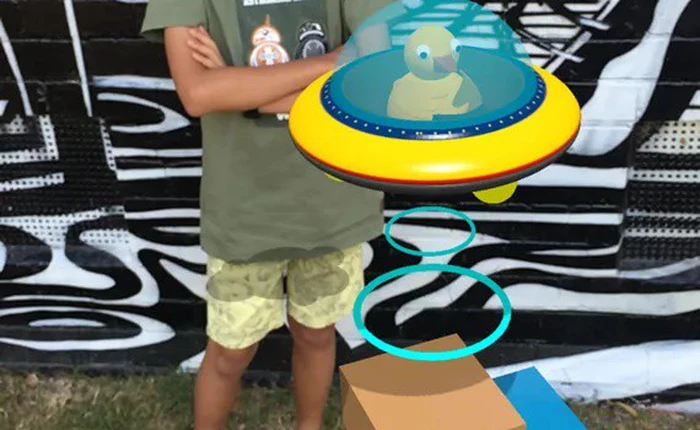 Cậu bé 11 tuổi này đã viết tới 7 ứng dụng cho iPhone, có cả app hỗ trợ AR