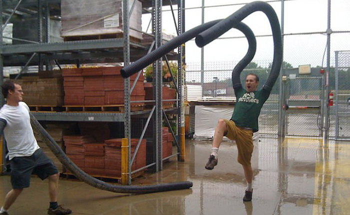 [Vui] Loạt ảnh chứng mình đàn ông trưởng thành vẫn chỉ là lũ trẻ to xác