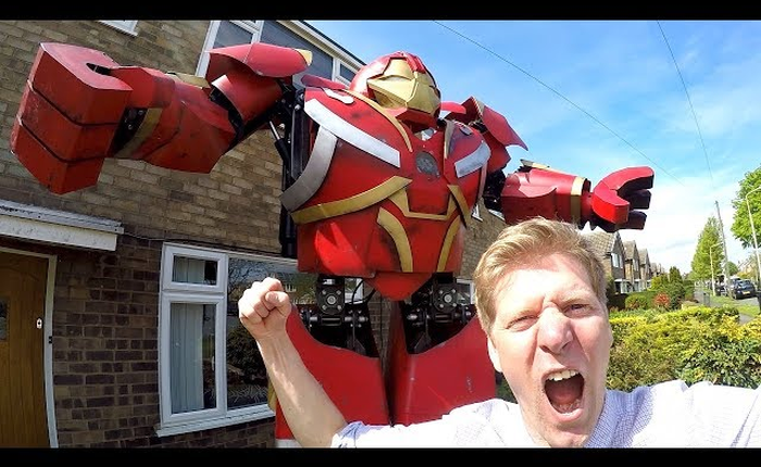 Quá hâm mộ Tony Stark, hai nhà phát minh tạo ra Hulkbuster "thủy lực" từ phụ tùng mua trên eBay