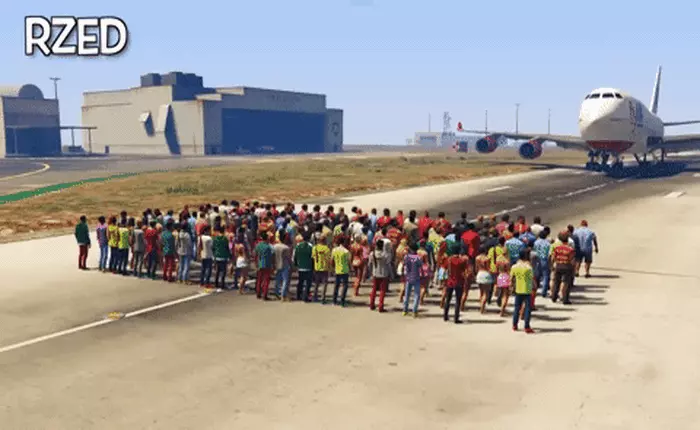 [Vui] Xem 100 anh em kéo nhau đi cản máy bay trong GTA V và cái kết bất ngờ