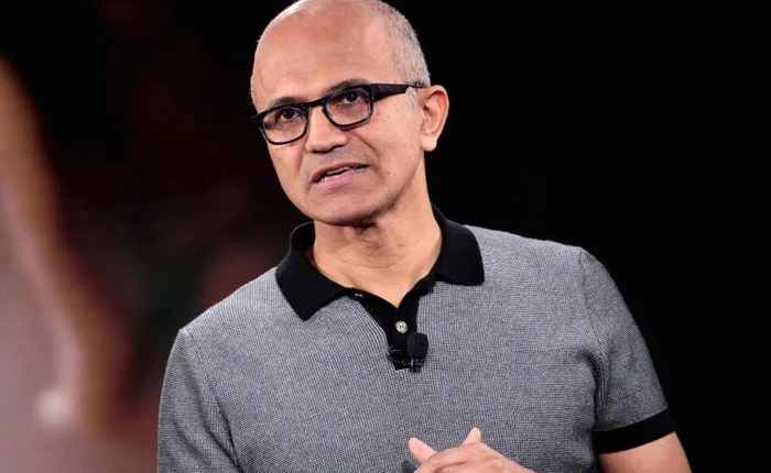 CEO Satya Nadella khẳng định niềm tin của khách hàng sẽ là chìa khóa giúp Microsoft vượt qua Amazon và Google