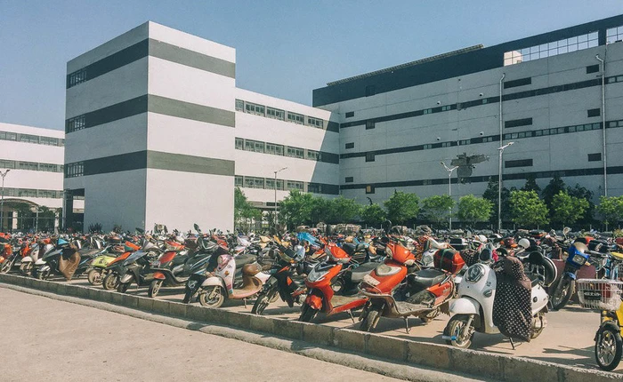 [Ảnh] Bên trong "Thành phố iPhone" tại Trung Quốc - khu nhà máy sản xuất hơn một nửa số lượng iPhone toàn cầu