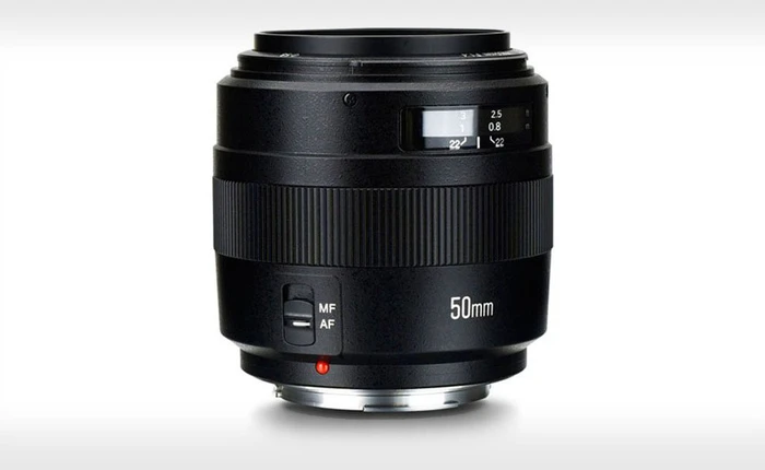 Yongnuo ra mắt ống kính 50mm f/1.4 II cho ngàm Canon EF: thiết kế chắc chắn hơn, 7 lá khẩu cho bokeh sao 14 cánh, giá chỉ bằng một nửa hàng Canon
