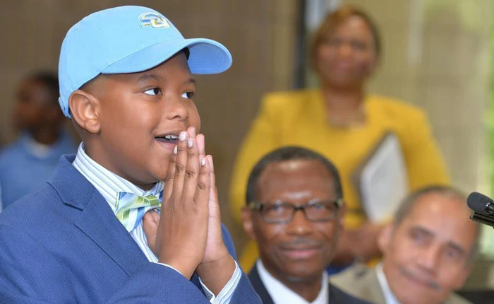 Kỳ tích: Thần đồng 11 tuổi nhận học bổng toàn phần của đại học hàng đầu nước Mỹ