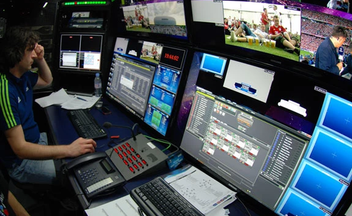 Làm sao người ta tính được tỷ lệ chuyền, cản phá chính xác, phần trăm cầm bóng trong mỗi trận đấu?