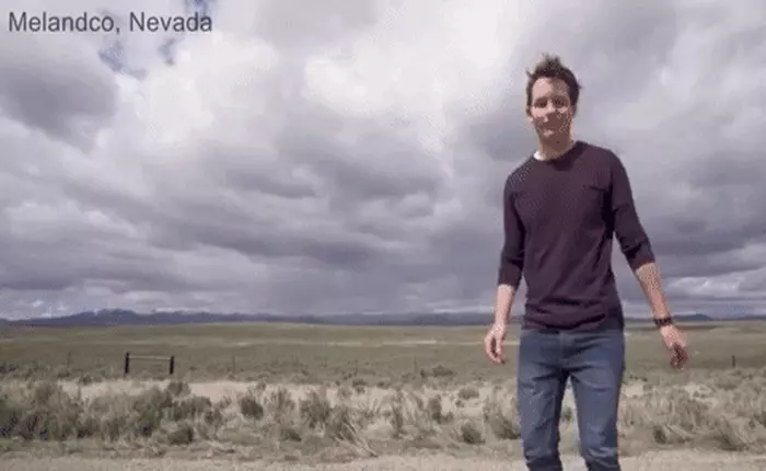 Anh chàng "teleport" 8000 km xuyên nước Mỹ để làm video dài 2 phút cực kỳ độc đáo