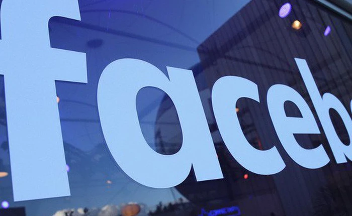 Facebook nói gì về việc bài viết của 14 triệu tài khoản bị chuyển sang chế độ công khai?