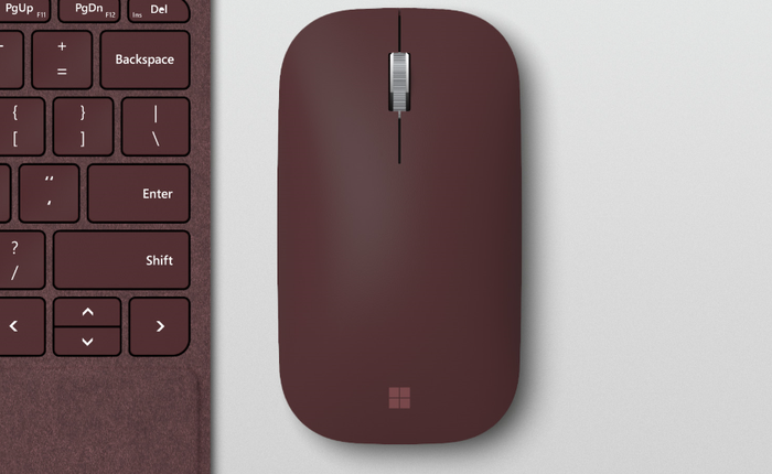 Microsoft ra mắt chuột Surface Mobile Mouse mới, dùng hai pin AAA, giá 35 USD