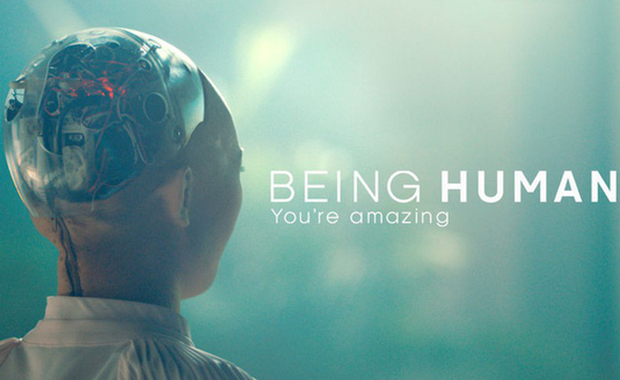 Vì sao những nữ robot khác có tóc, trong khi Sophia lại để đầu trọc?