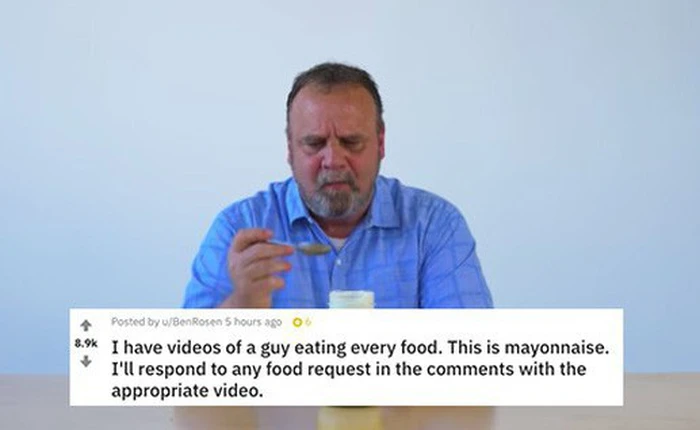 Reddit bảo gì ăn nấy, Internet đang phát sốt vì hành động kỳ lạ của người đàn ông này