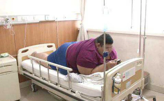 Trung Quốc: Cắt bỏ 4/5 dạ dày để giảm cân, chàng béo 334kg quyết tâm trở thành huấn luyện viên thể hình