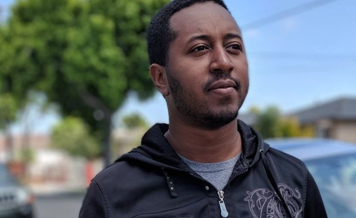 Anh chàng này vừa bị máy tính đuổi việc, đến sếp anh là người thật cũng không cứu được