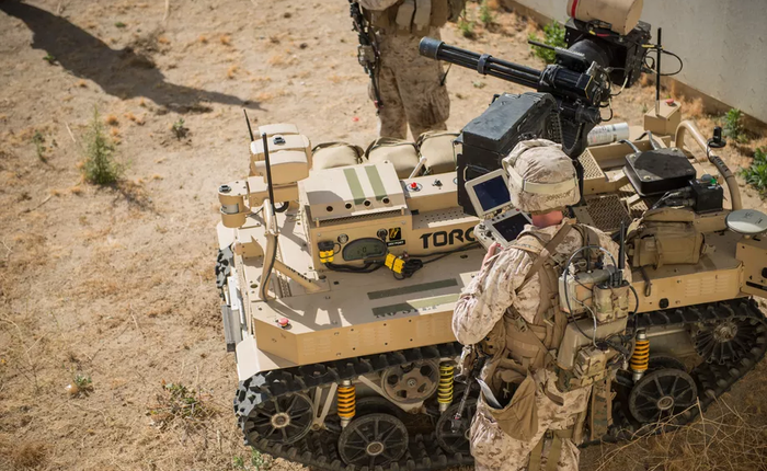 Elon Musk, các nhà sáng lập Google DeepMind và nhiều chuyên gia AI hàng đầu khác kí vào bản cam kết "không phát triển vũ khí tự hành"