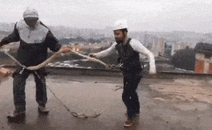 Cứ thế này bảo sao phụ nữ thường sống thọ hơn đàn ông