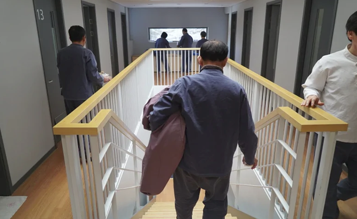 Cách Hàn Quốc chống stress cho người nghiện việc: Vào 'nhà tù' resort, cấm dùng điện thoại, email và bị giam trong phòng suốt 20 tiếng