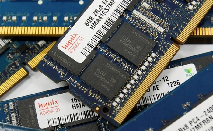 Giá chip nhớ ngày càng giảm, hai ông lớn Samsung Electronics và SK Hynix như ngồi trên đống lửa