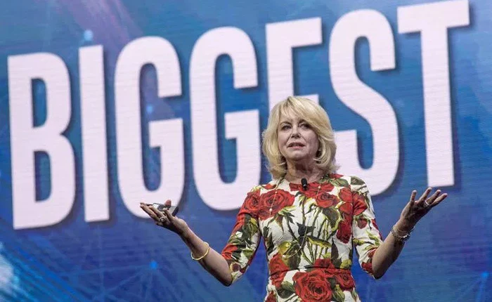 Giám đốc điều hành (COO) của Google Cloud, Diane Bryant rời công ty sau hơn một năm nhận chức