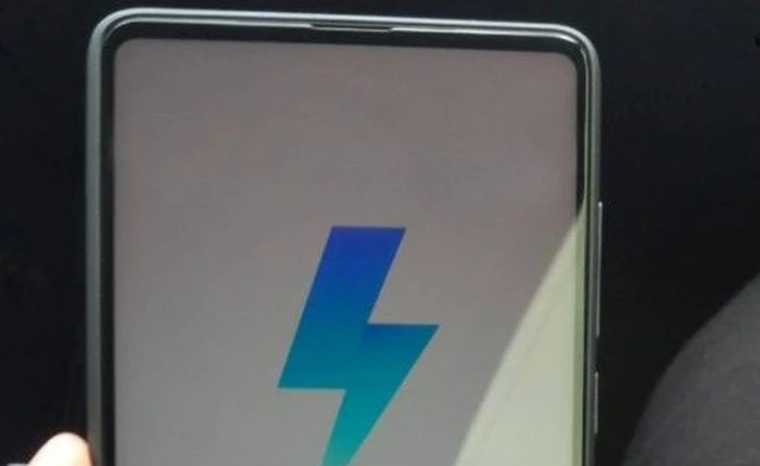 Tiếp tục lộ ảnh Xiaomi Mi MIX 3, cạnh dưới đã bị loại bỏ