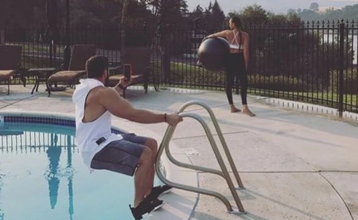 [Vui] Đằng sau một cô vợ sống ảo là một ông chồng tần tảo